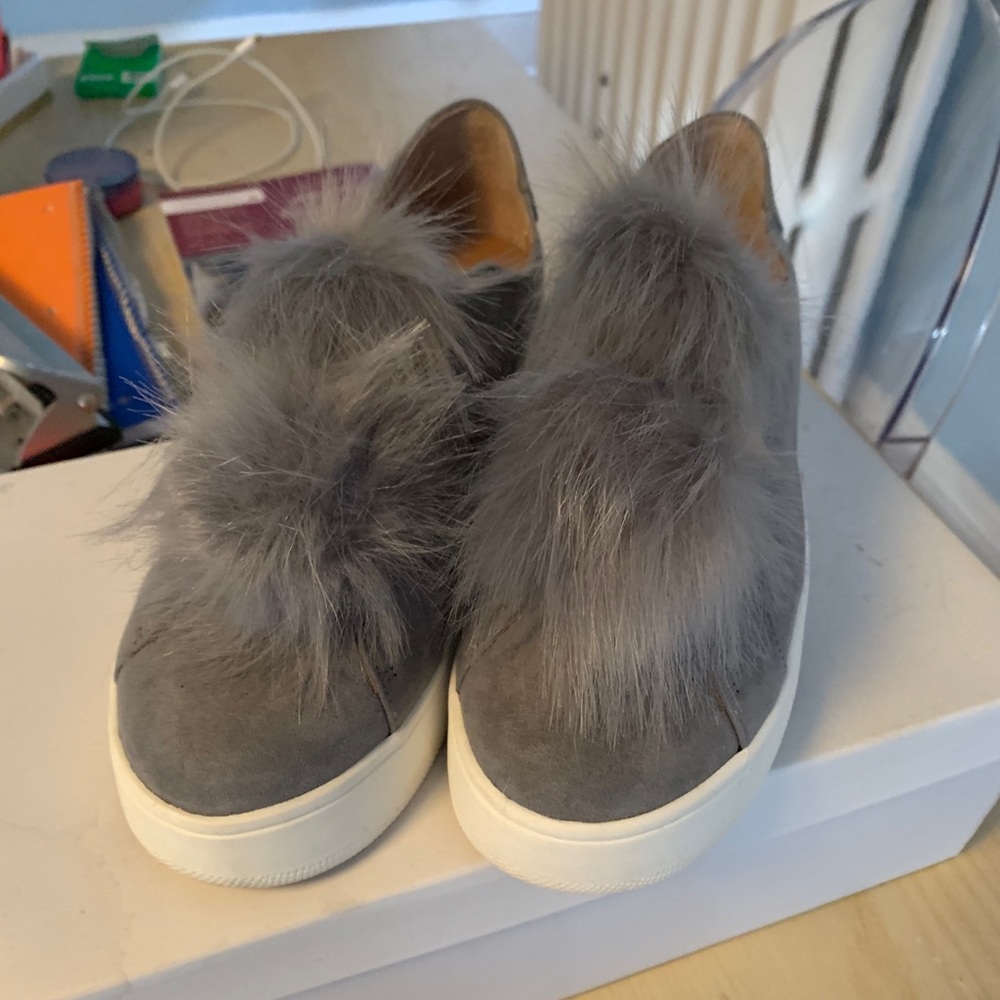 Steve Madden slide on shoes